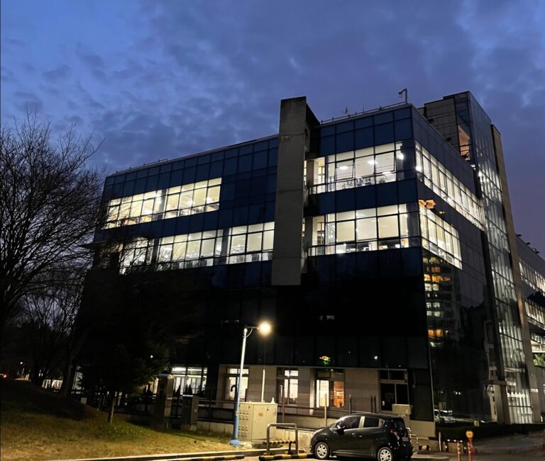 과천정보과학도서관 야경